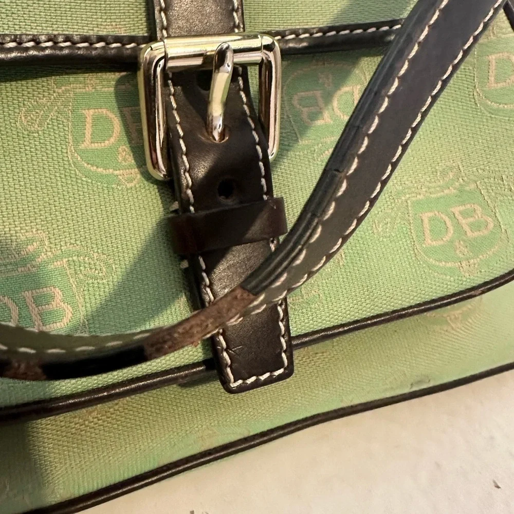 Dooney & Bourke Vintage Canvas Tote Bag Matching Coin Purse Set green/brown
